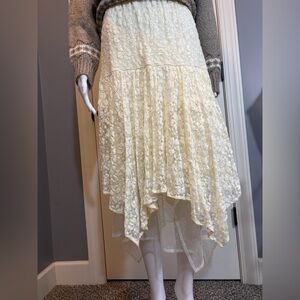 Indigo Soul Cream Lace Skirt